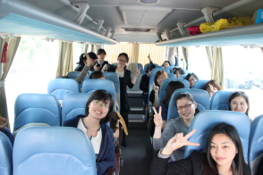 2013年妇女节员工前往翠丰温泉-17210167474.jpg
